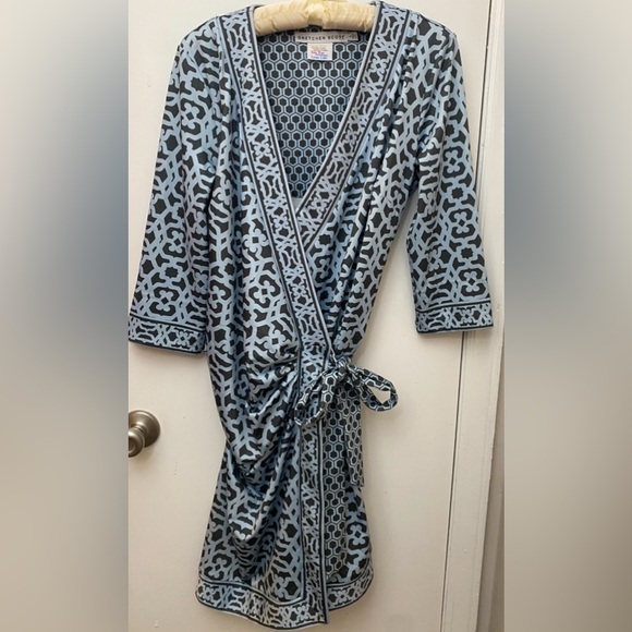 Gretchen Scott Designs Dresses & Skirts - Gretchen Scott Blue & Black Geometric Wrap Dress Size L